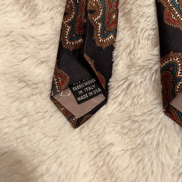 Christian Dior Silk Tie. - Picture 3 of 3